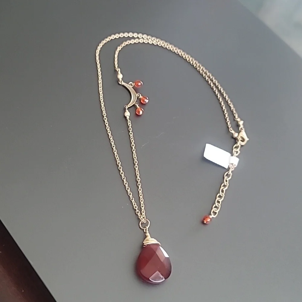 Carnelian Teardrop Pendant Necklace 14kt Gold Filled Half Moon with Dangles - Picture 5 of 8